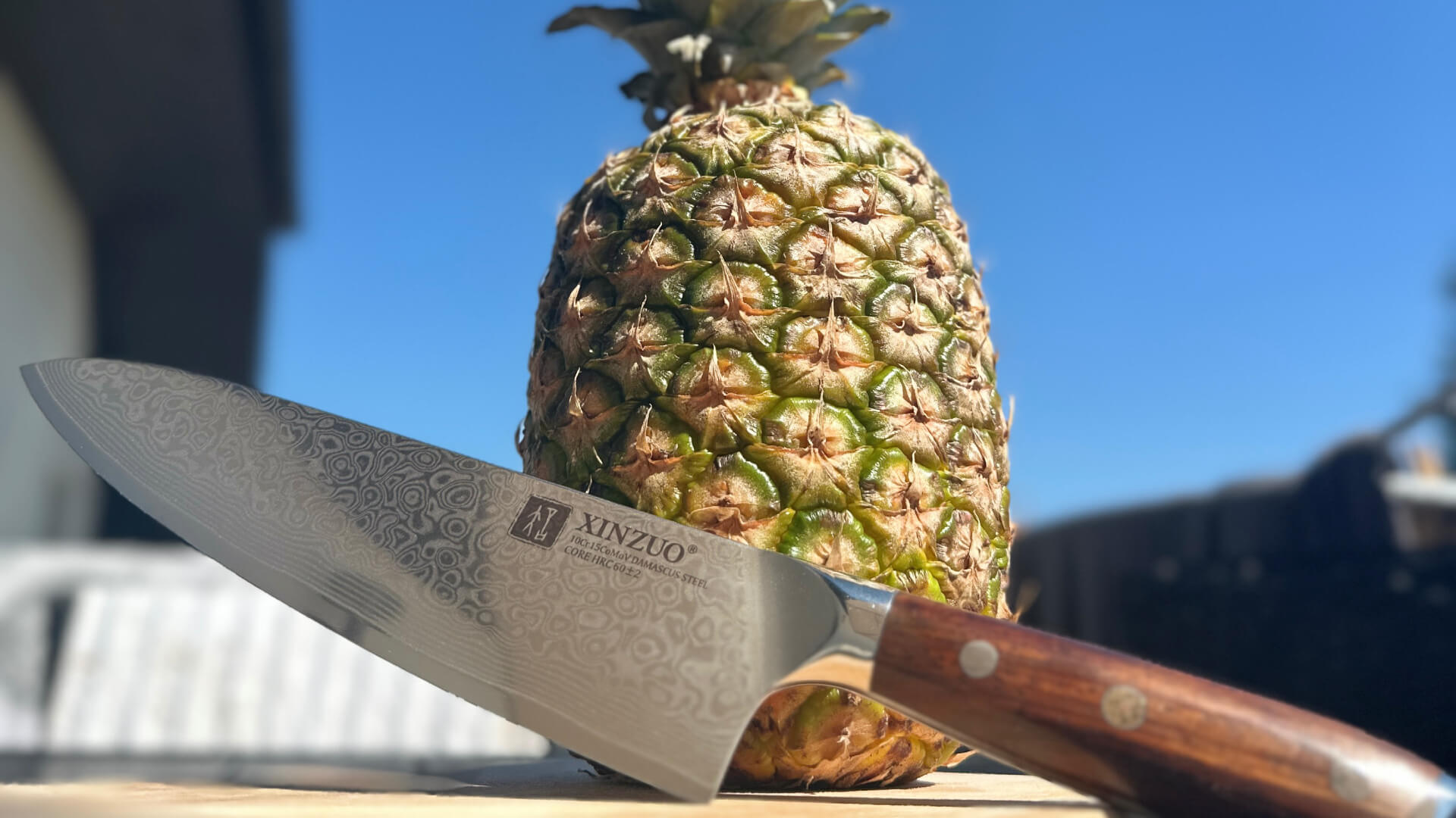 Tipp: Küchentrick: Ananas schnell und sauber schneiden