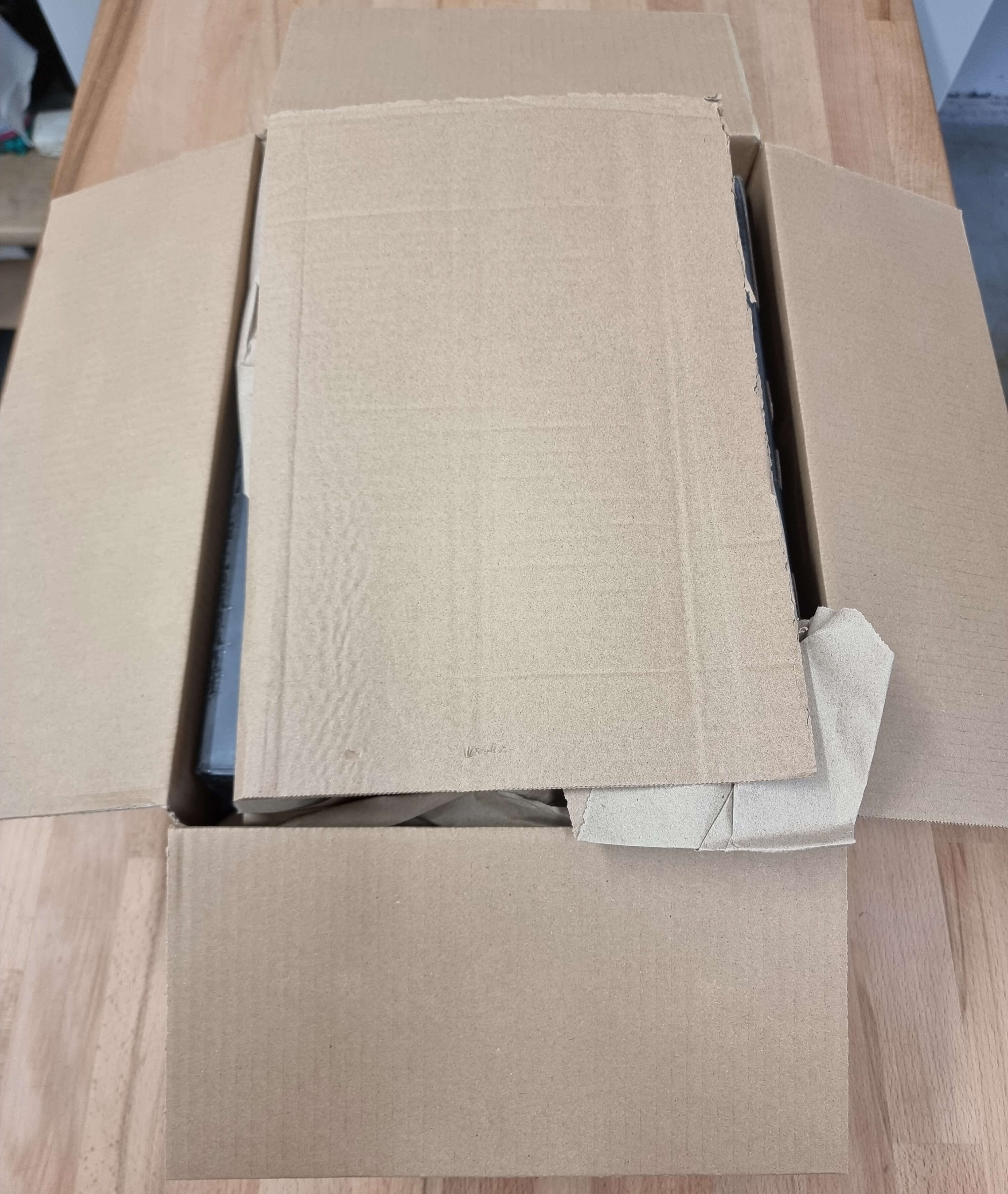 Verpackung von Messersets und großen Bestellungen