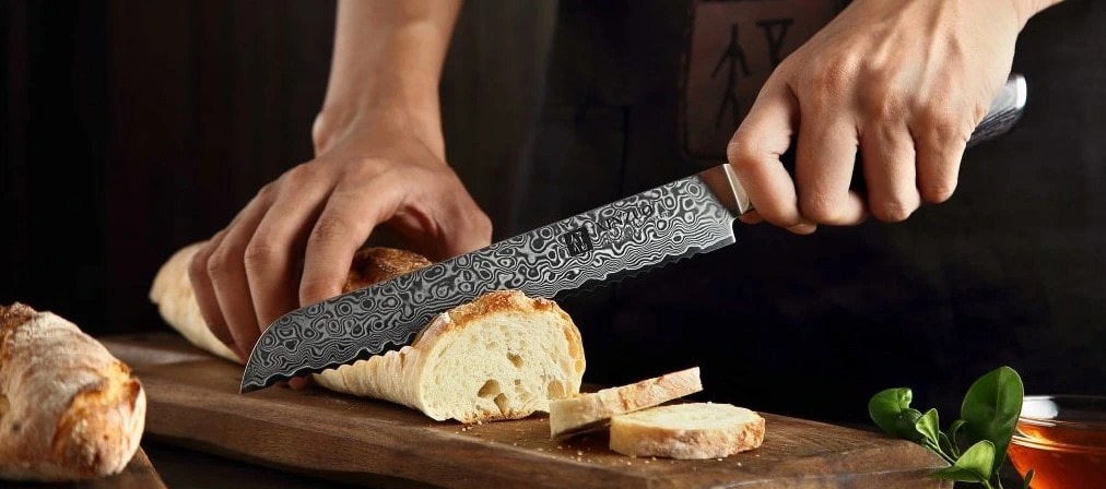 Messer für Brot und Gebäck