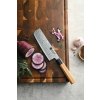 Nakiri Messer XinZuo Zhen PM8O auf dem Schneidebrett