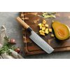 Nakiri Messer XinZuo Zhen PM8O auf dem Schneidebrett
