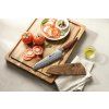 Santoku Messer XinZuo Xing X03 auf dem Schneidebrett