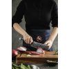 Schneiden mit dem Nakiri Messer HezHen X10