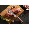 Ausbeinmesser XinZuo Yu B13R auf dem Schneidebrett