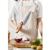 Santoku Messer XinZuo Lan B37 in der Hand