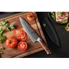 Kochmesser XinZuo Yu B13D auf dem Schneidebrett