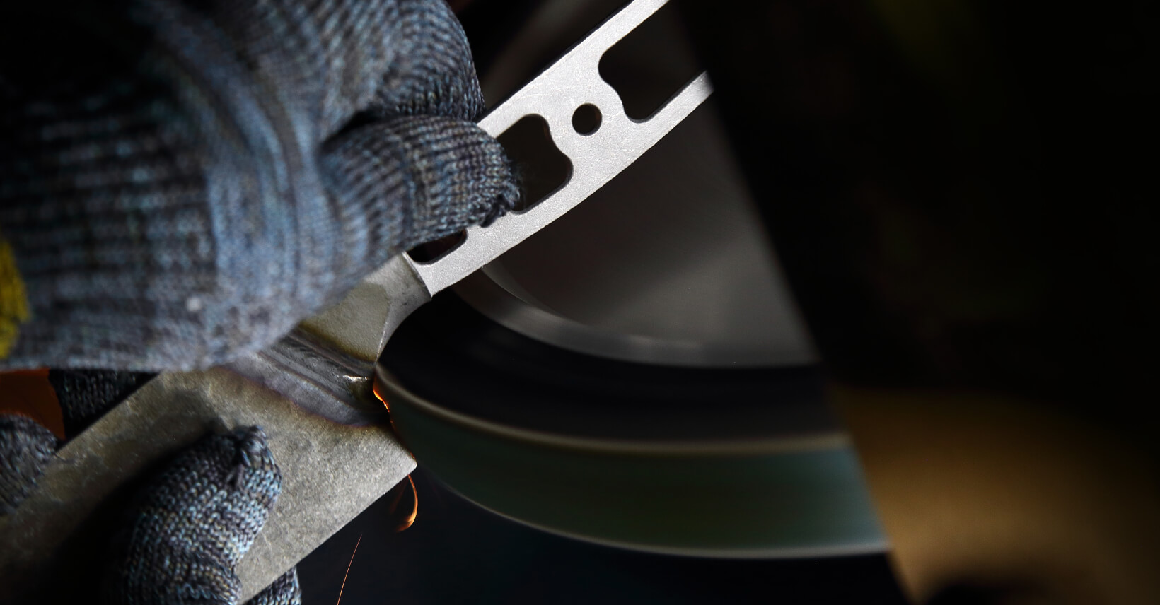 Jak se vyrábí kuchyňské nože XinZuo