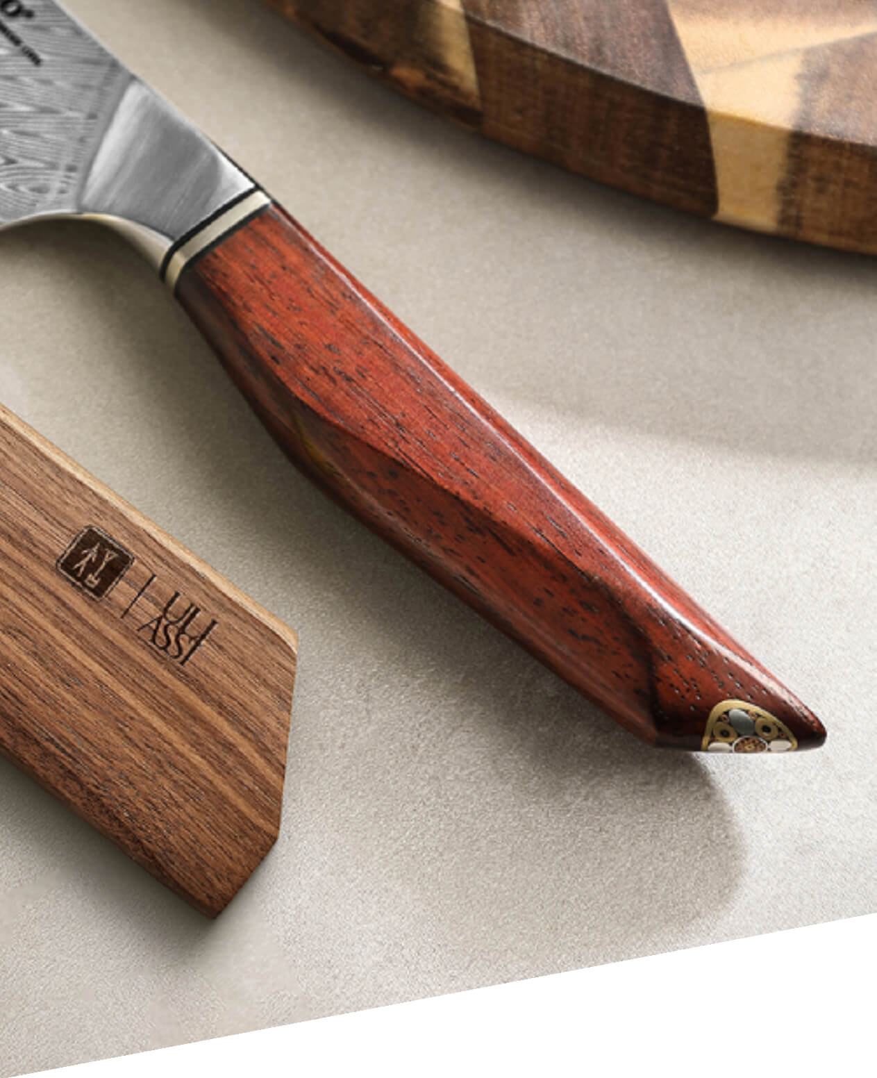 Rukojeť kuchyňského nože na pečivo z řady Xing X03