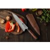 Bunka japonský nůž XinZuo F2 na prkénku