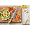 Šéfkuchařský nůž XinZuo Lan B37 8.3" na prkénku
