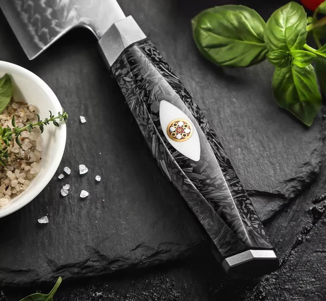 Rękojeść z włókna węglowego