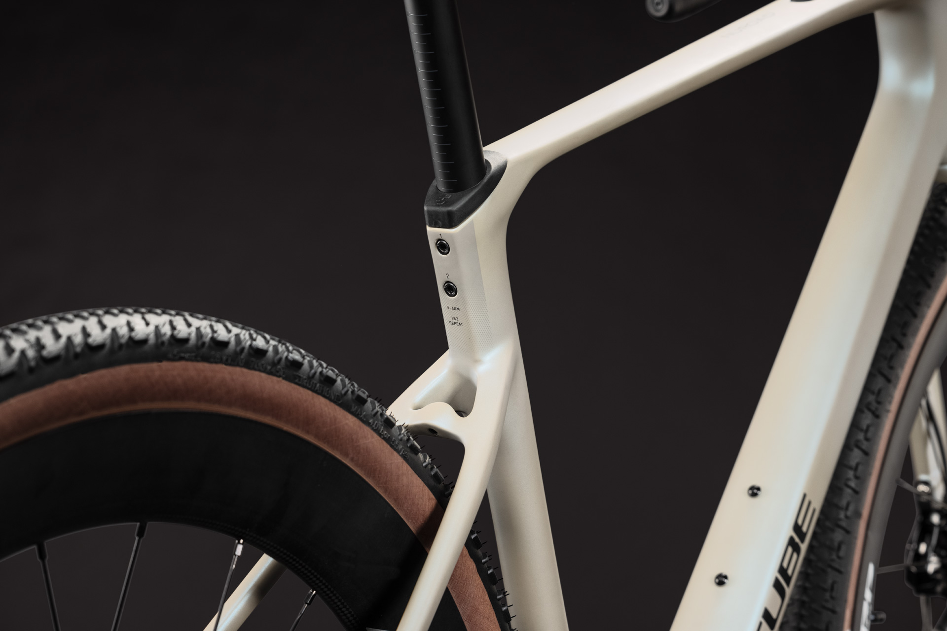 Internal Cable Routing