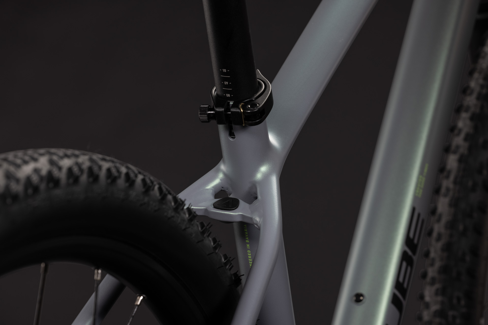 Internal Cable Routing