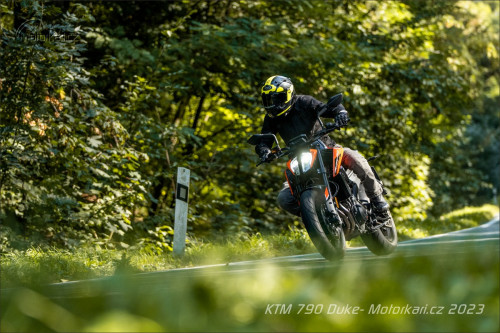 20231002112113-ktm_duke_790_60_jpg_resize_500x333__type_jpg_