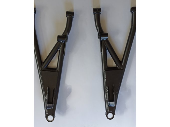 Sada A-ARM FRONT UPPER 25CrMo L/R