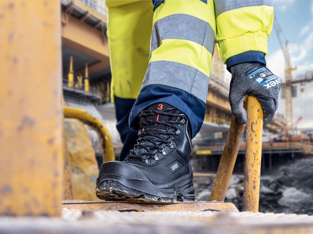 Normy bezpečnostní a pracovní obuvi