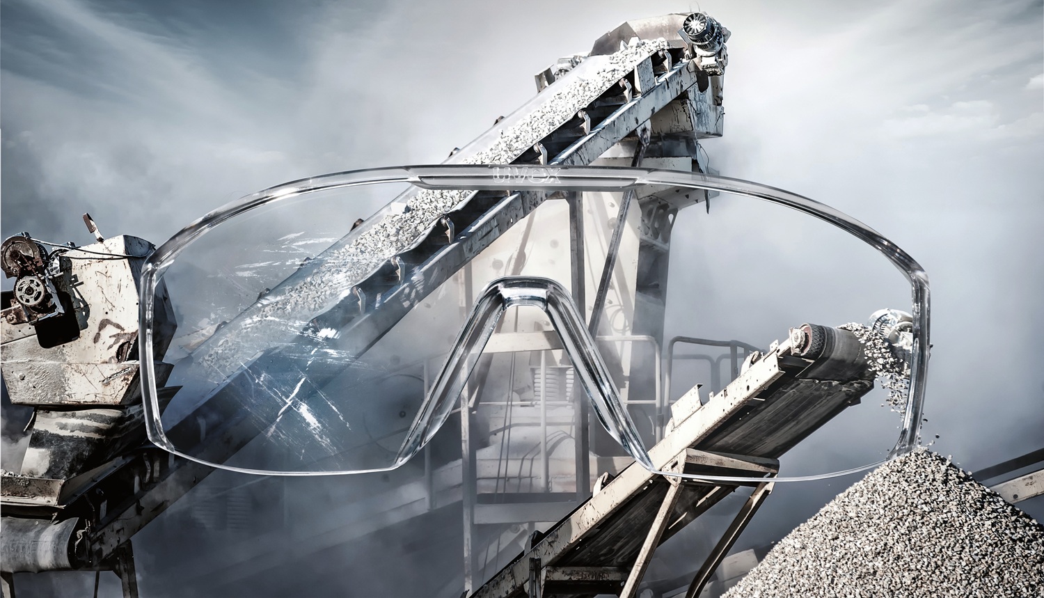 Technologie povrchových úprav brýlí uvex