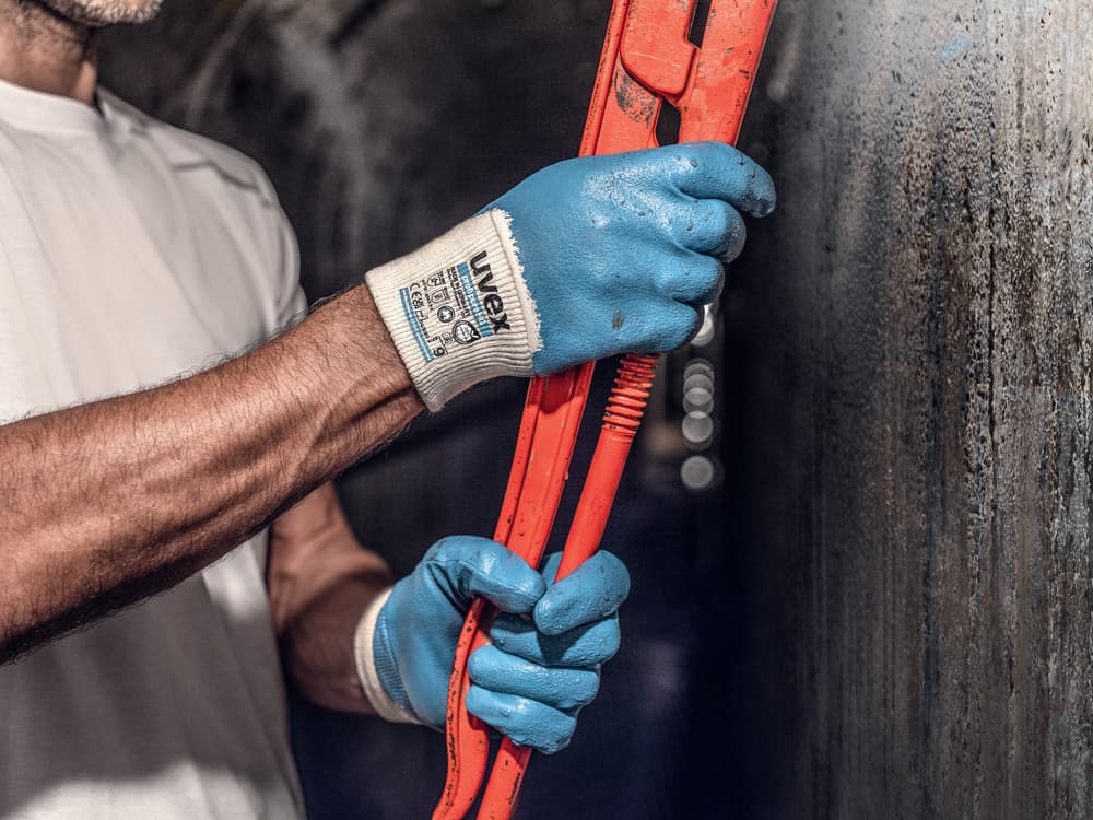 uvex profi pure HG při práci ve vlhkém prostředí
