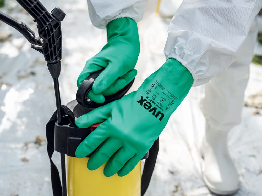 Chemicky odolné rukavice uvex profastrong NF34