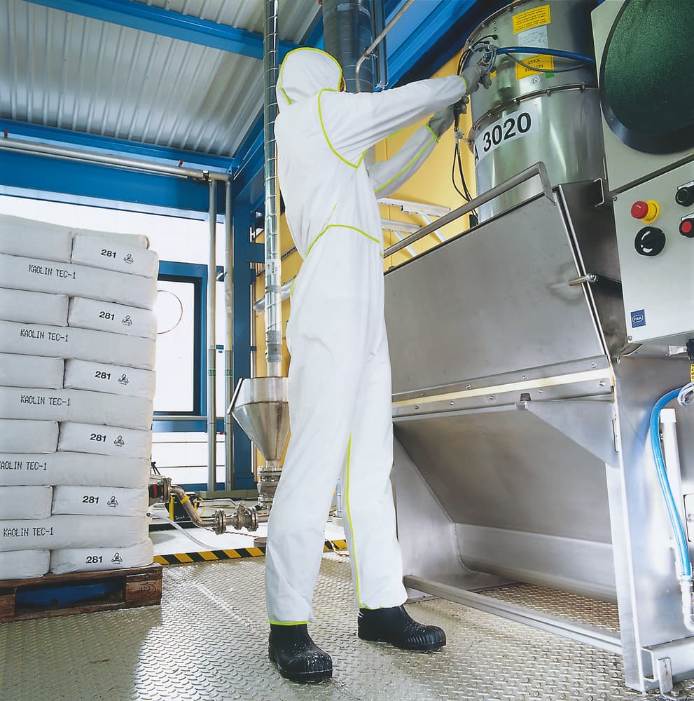Ochranný overal uvex 5/6 comfort při práci
