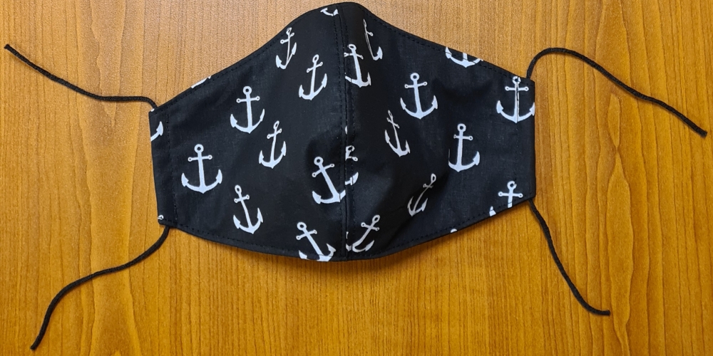 YACHTSHOP Rúško námorný motív čierne s kotvami