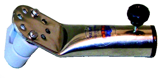 TREM Držiak na vlajkový stĺpik, montáž na zábradlie 22 mm, nerezový  Držiak na vlajku