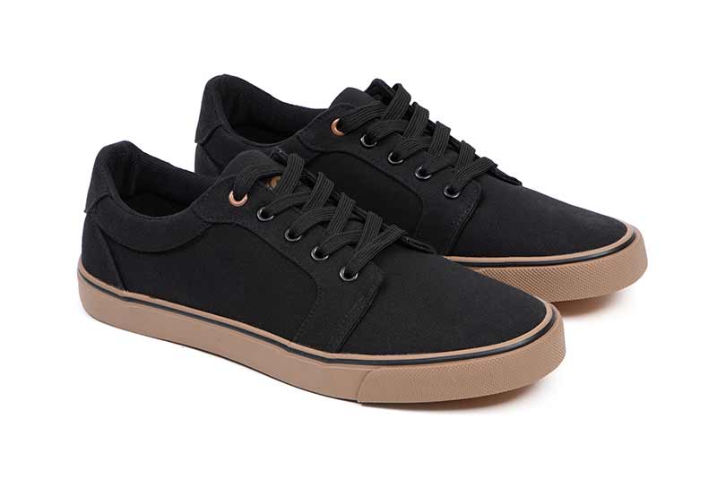 FOX Black Canvas Shoe Varianta: Fox Black canvas shoe = sz 11 / 45