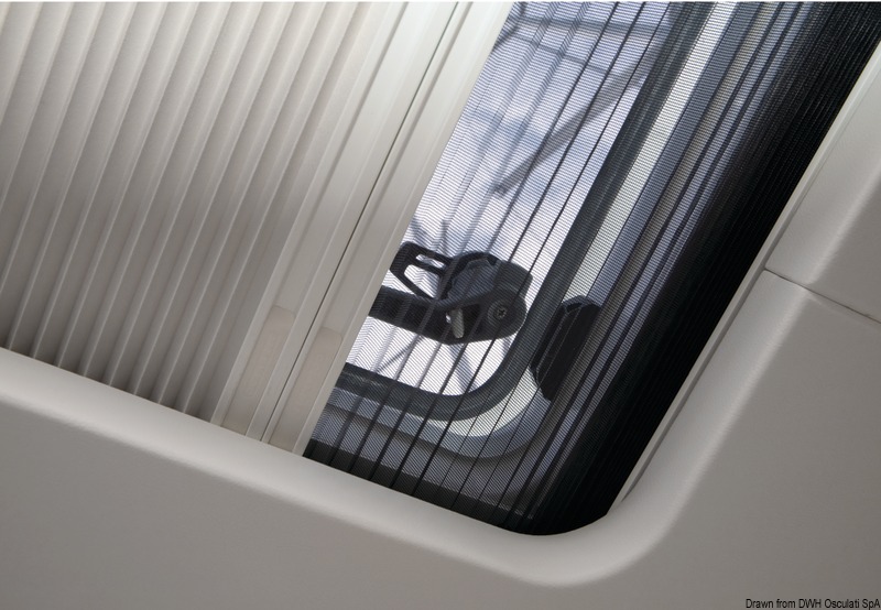 OCEANAIR Plisované tienidlo x Bomar 1029 W  Pleated Screen x Bomar 1029 W Variant: OCEANAIR SkyScreen Plisované f. Lewmar 10