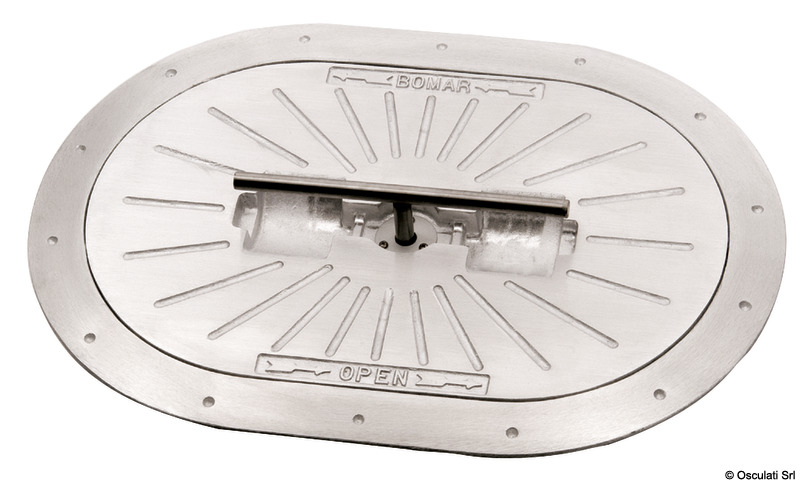 Vodotesný kontrolný poklop BOMAR 380 x 610 mm  BOMAR watertight inspection hatch 380 x 610 mm