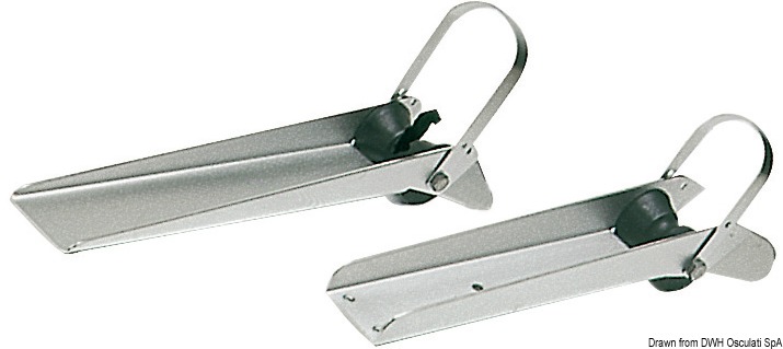 OSCULATI SS oblúkový valec 393 x 52 mm  SS bow roller 393 x 52 mm Variant: Lúčový valec z nehrdzavejúcej ocele Nerezová oceľ 393 x 52 mm