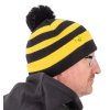 black cat ciapka bobble hat (2)