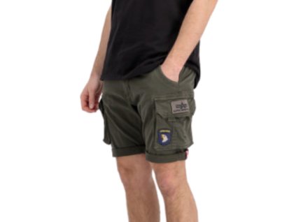 Alpha Industries Crew Short Patch Greyblack pánske šortky 1