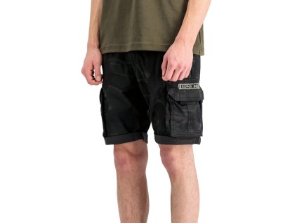 alpha-industries-crew-short-black-camo-panske-sortky-8