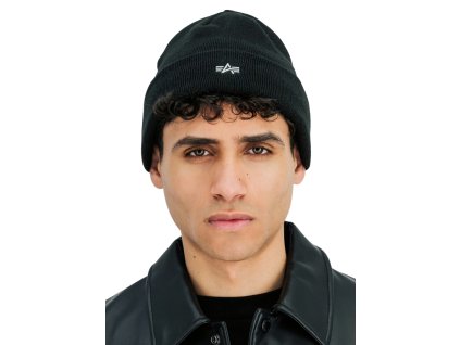 alpha-industries-metal-logo-beanie-ciapka-black-1