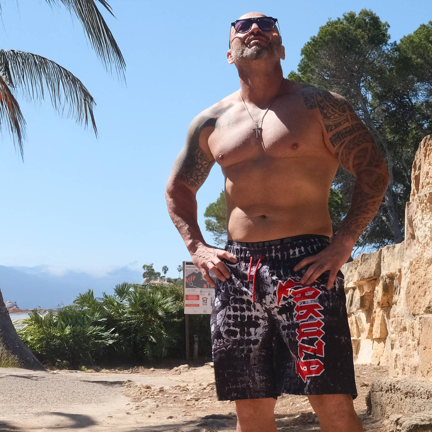 Yakuza plavkové šortky AHOLE BSB 25045 black Veľkosť: XL, Farba: čierna