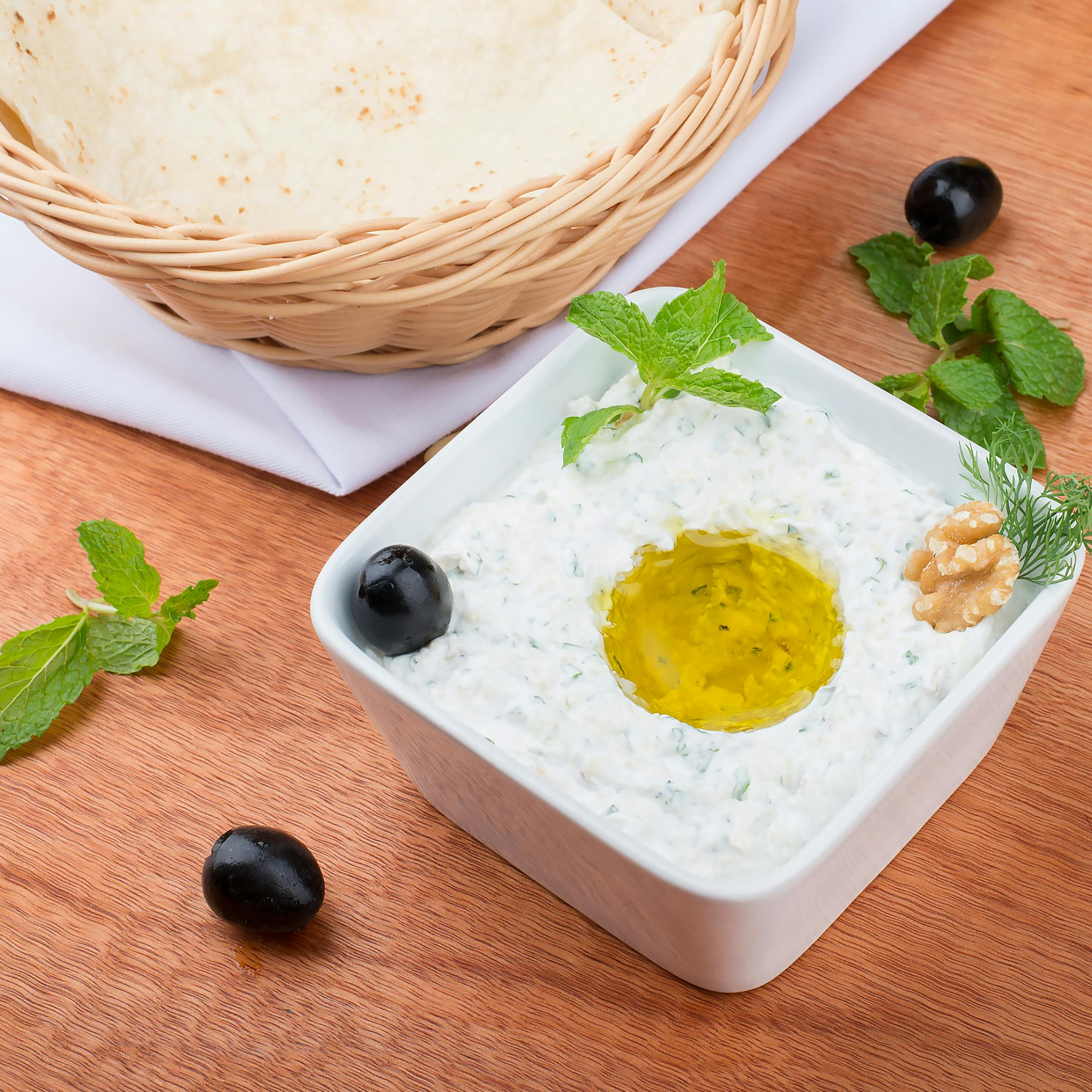 Tzatziki s nádechem středomoří