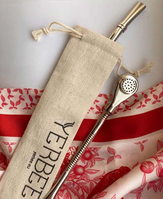 Simple tools - big difference 🌱🧉 Bombilla for perfectly smooth sips and a linen bag to keep it clean and always by your...