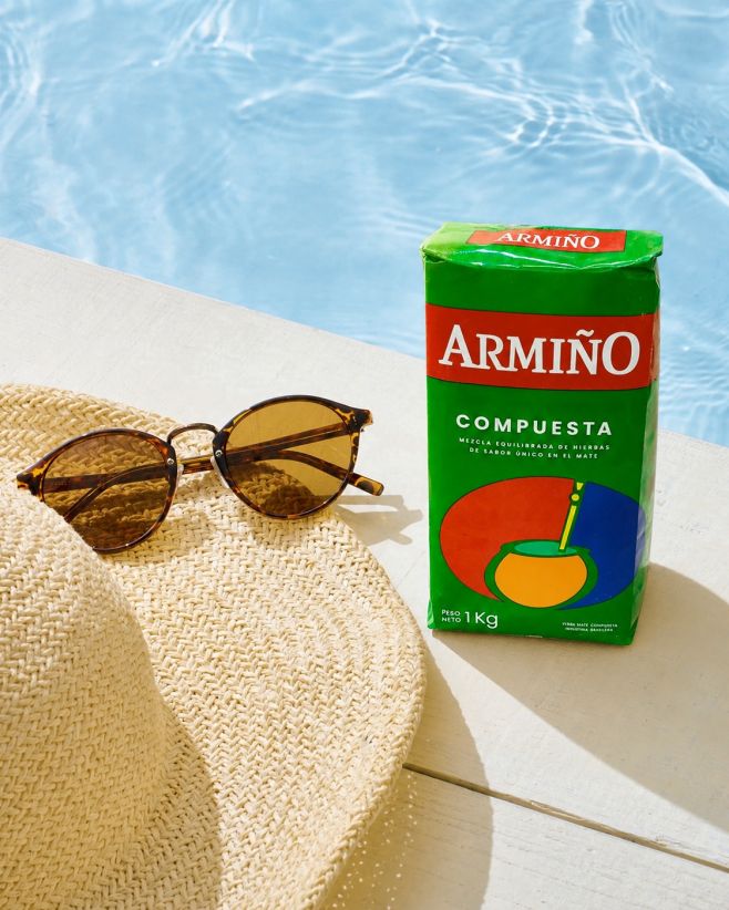 Summer is here and so is Armiño Compuesta ⛱️🍃 Long sunny days poolside moments and refreshing breaks deserve a mate that’s...