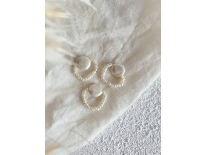 Prsten s plochou perlou