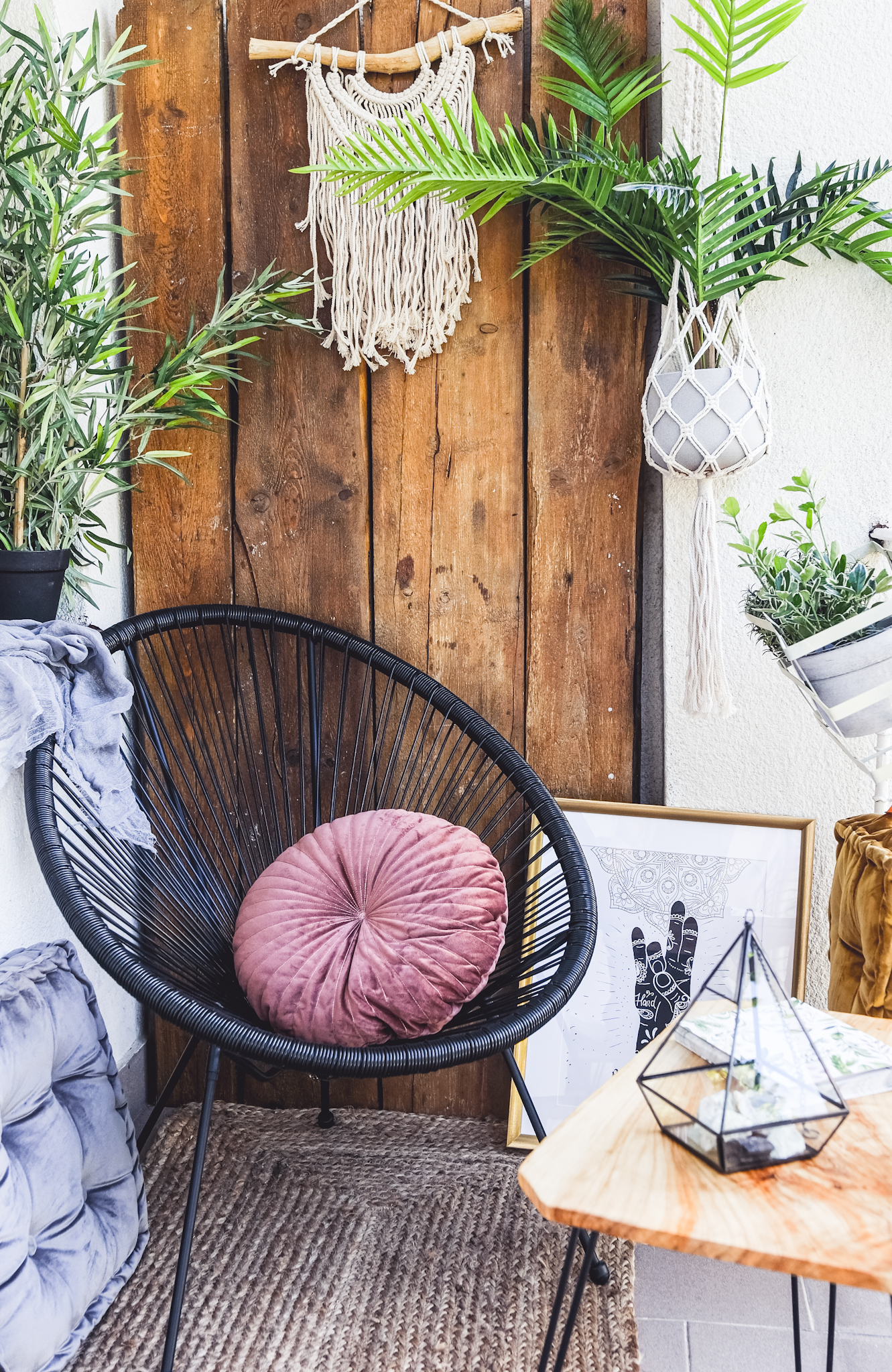 KOUZELNÝ BALKÓN PLNÝ POHODY