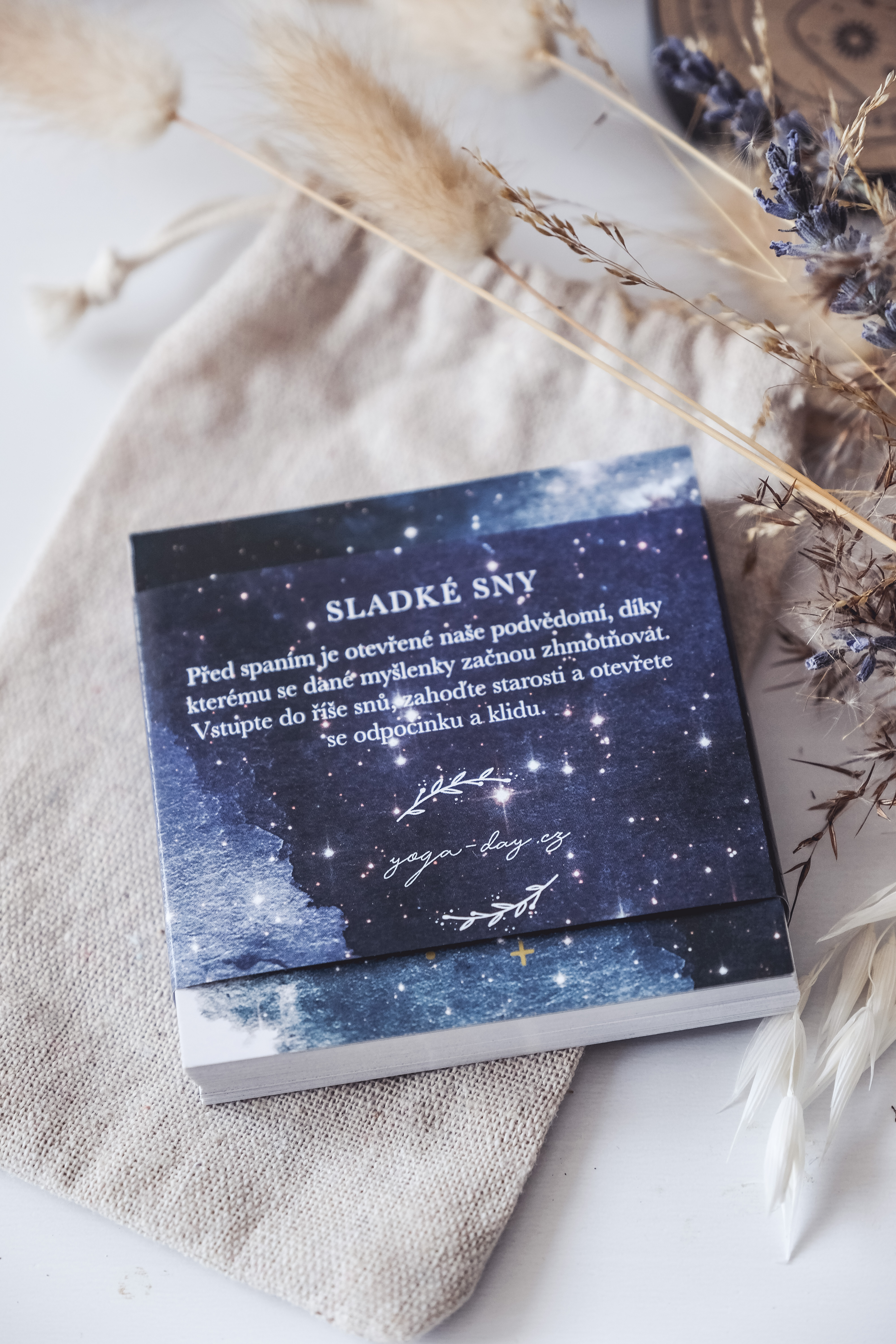 MAGIE ZA ZAVŘENÝMI VÍČKY