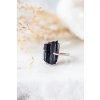 Jemný prsten s černým turmalínem - postříbřený