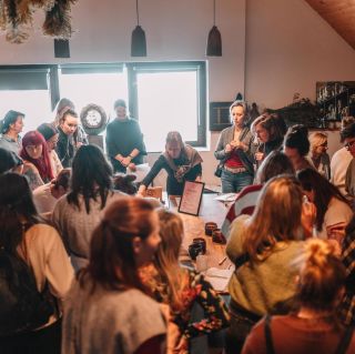 Leden v yoga day ! Nekonečný měsic :) ✨😶‍🌫️ - úplná reorganizace naší výrobny, potřebujeme mít možnost pracovat efektivně...