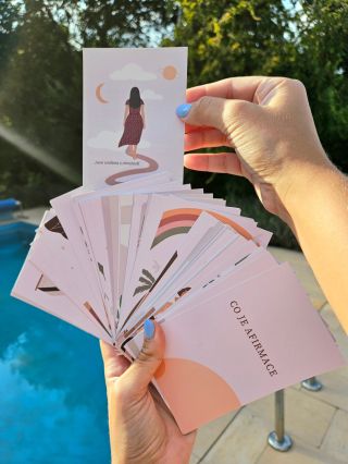 ✨ NOVINKA, která vám změní den! ✨ Představujeme Afirmační kartičky pro ženy 🌸 ♡ 56 oboustranných karet plných inspirace, z...