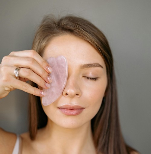 Jóga tváře: Přirozená cesta k omlazení, zdravé pleti a sebevědomí