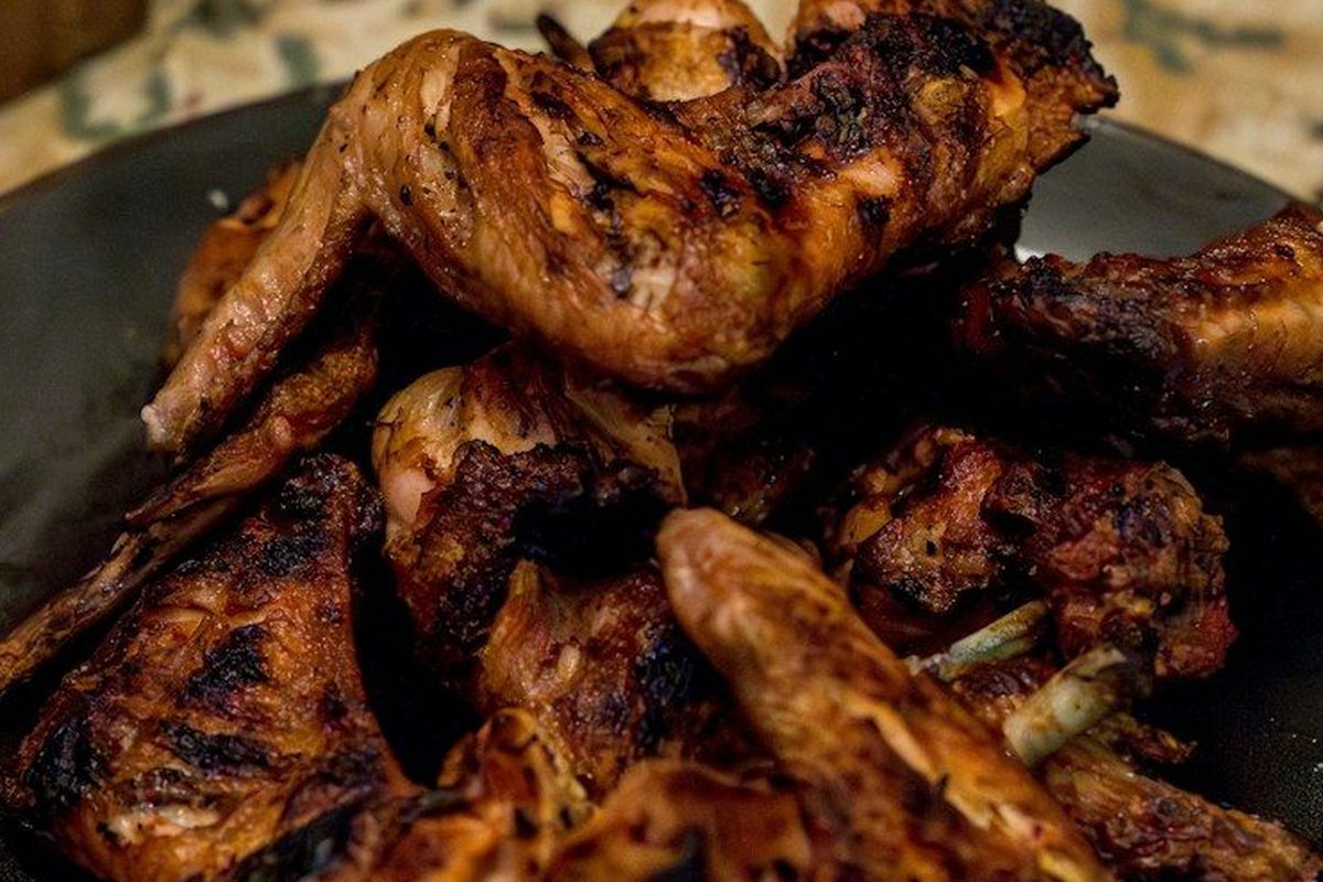 Kuracie krídelká v pikantnej BBQ glazúre