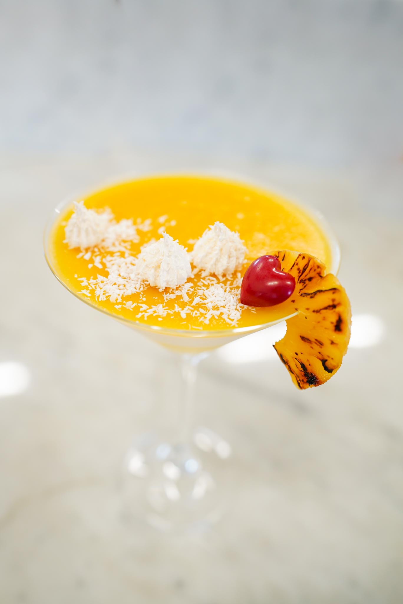 Pohár Piña Colada – sladký tropický dezert ve skleničce