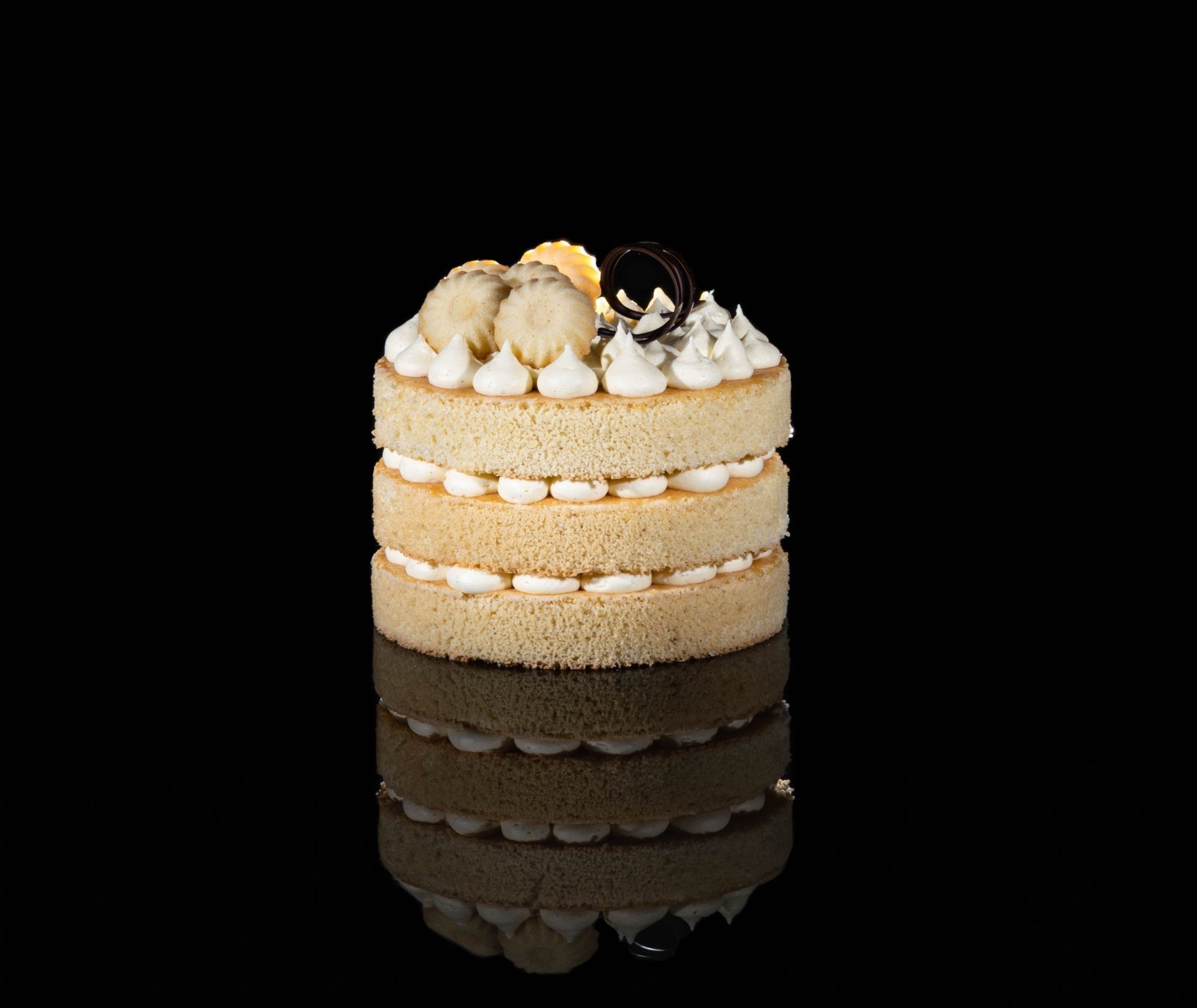 Berlínska torta – recept na klasickú nemeckú tortu s mandľovým cestom a vanilkovým krémom