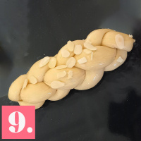 Vianočka s mandľami