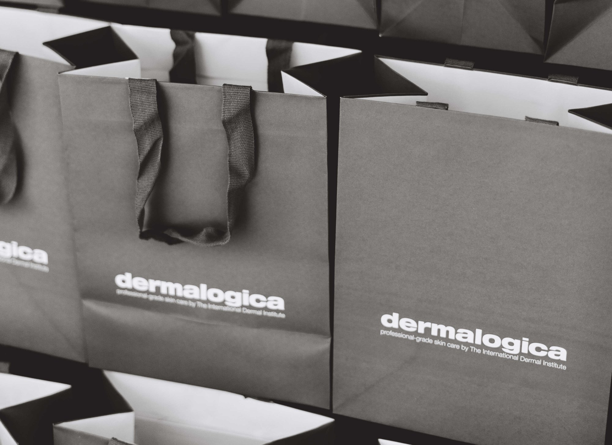 BLACK FRIDAY TOUCH 2025 event Za Výlohou
